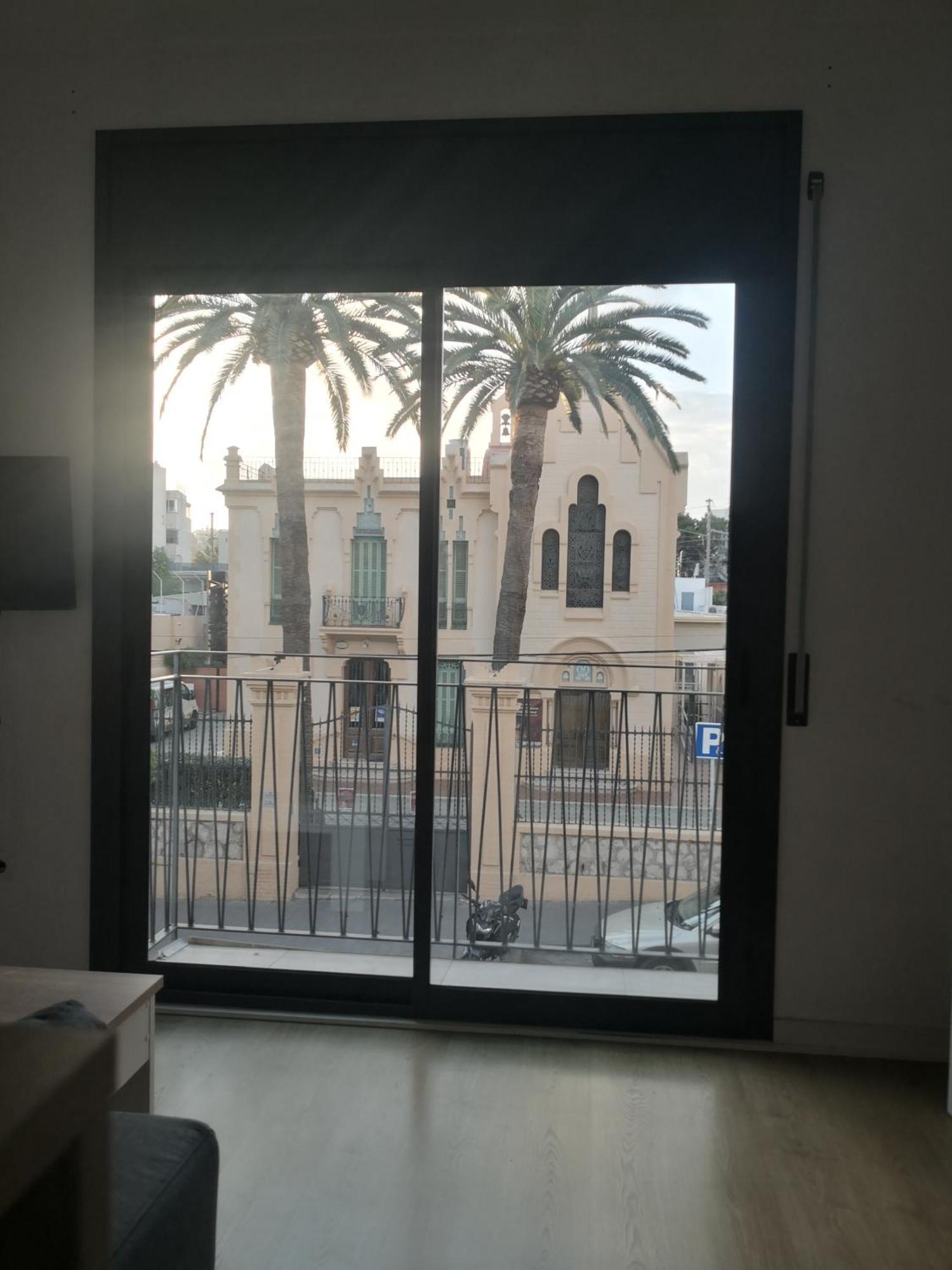 Bonito Apartamento En Pleno Centro De Sitges Exterior photo